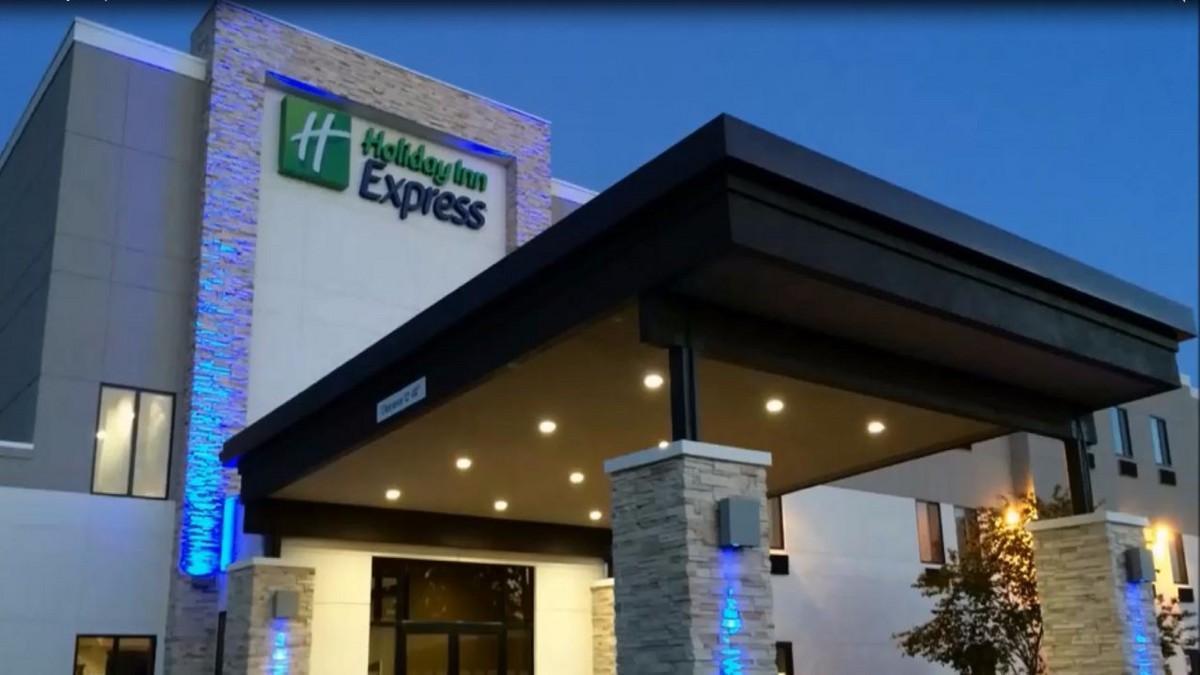 Holiday Inn Express & Suites - Rantoul By Ihg Экстерьер фото