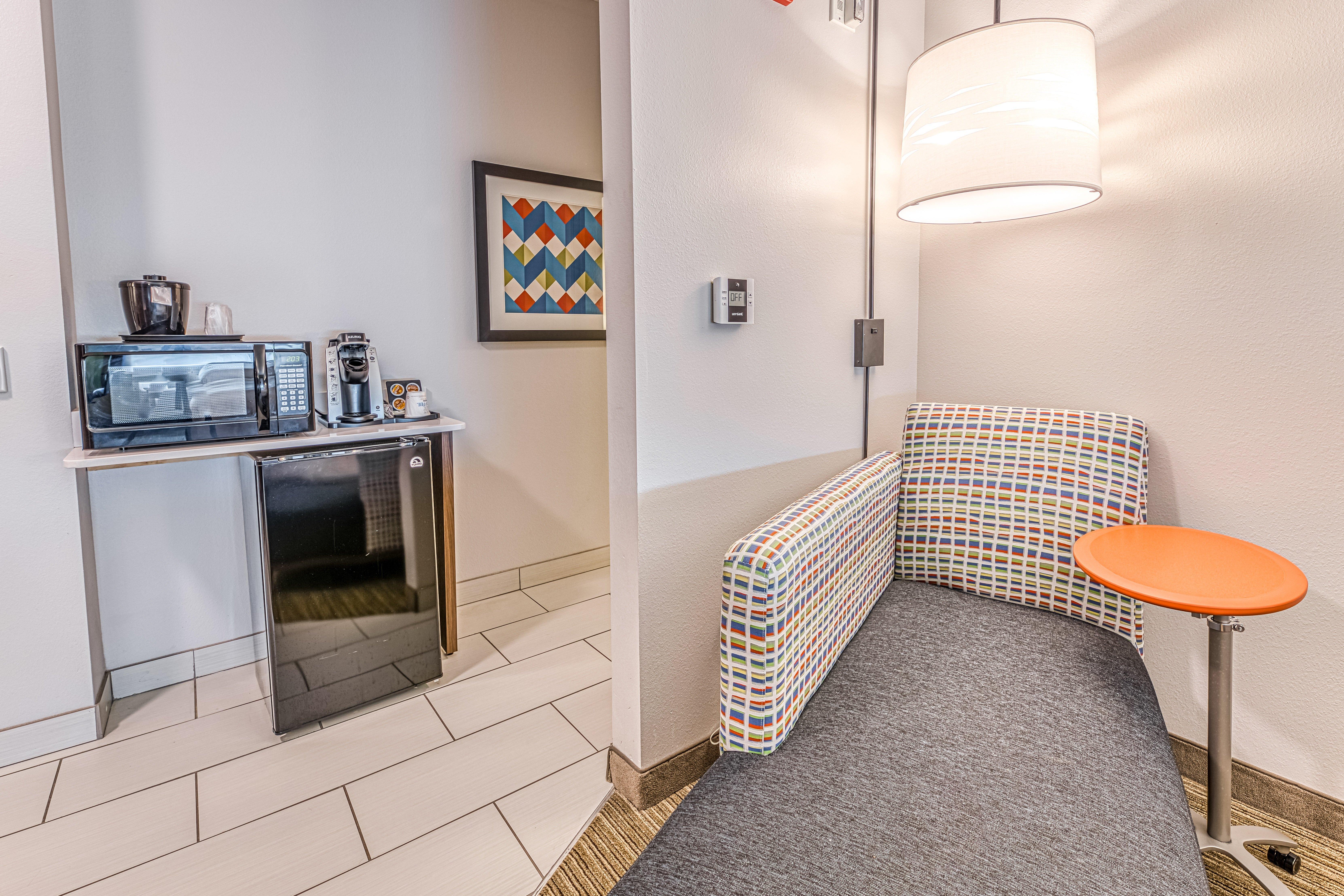 Holiday Inn Express & Suites - Rantoul By Ihg Экстерьер фото