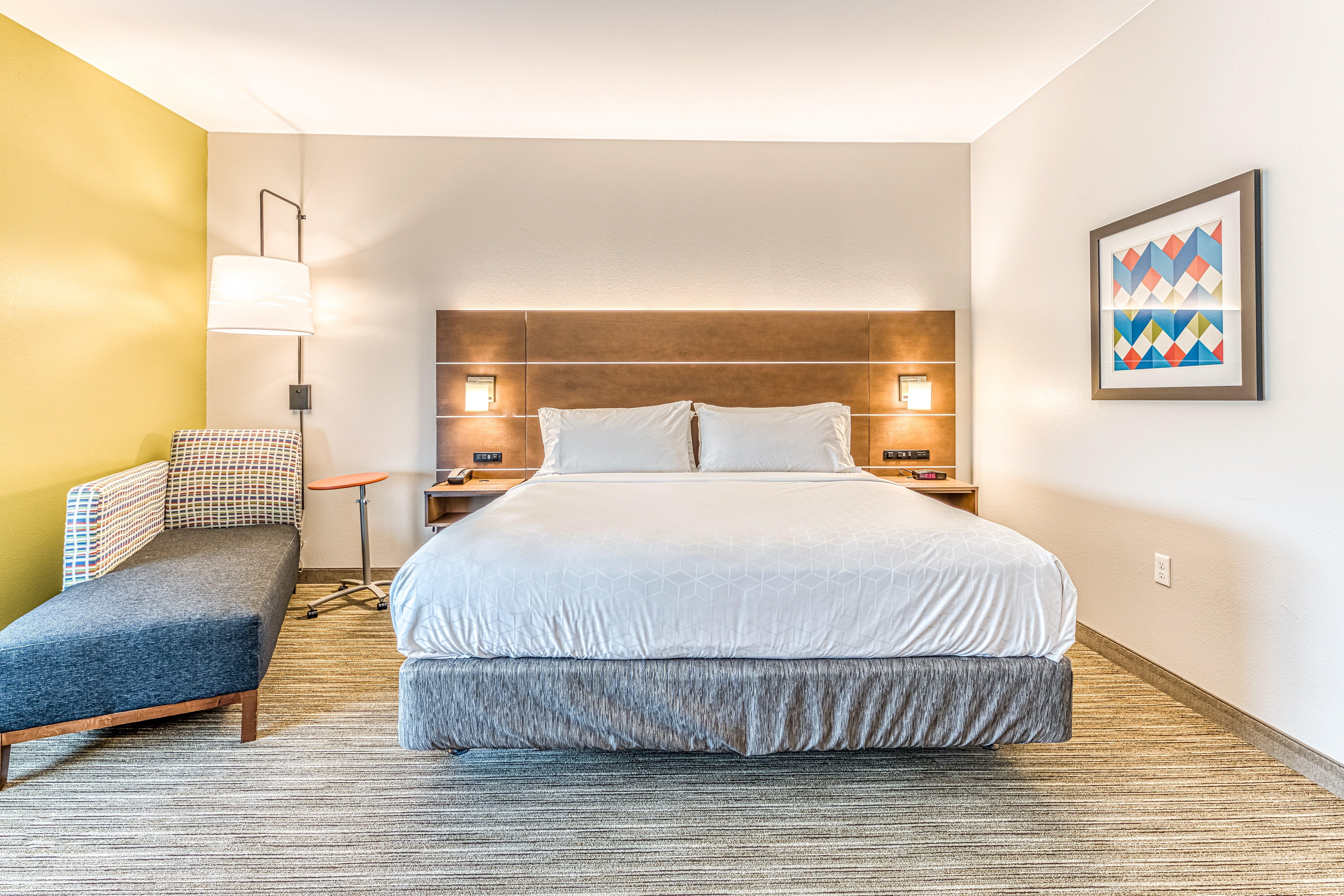 Holiday Inn Express & Suites - Rantoul By Ihg Экстерьер фото