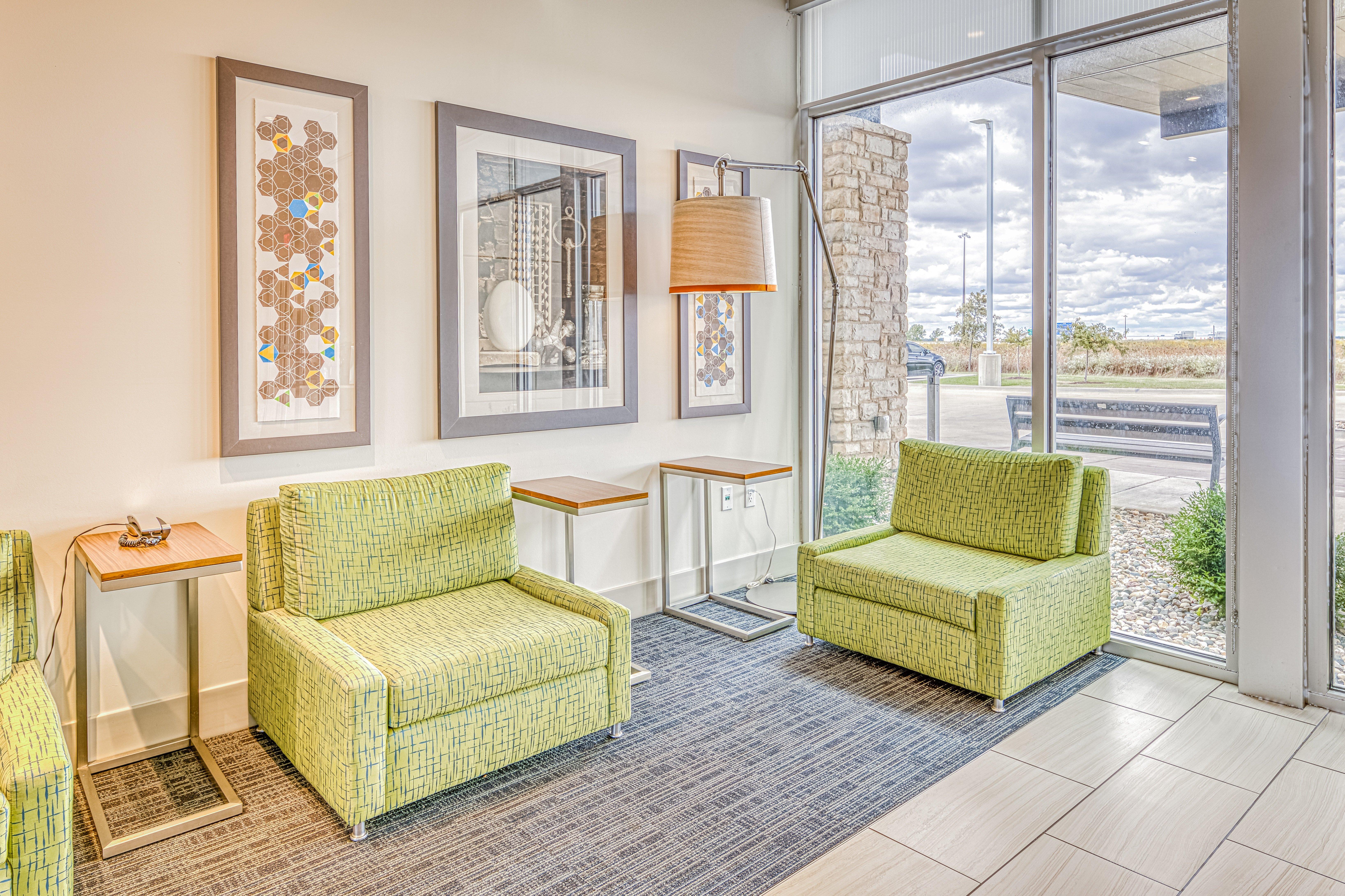 Holiday Inn Express & Suites - Rantoul By Ihg Экстерьер фото